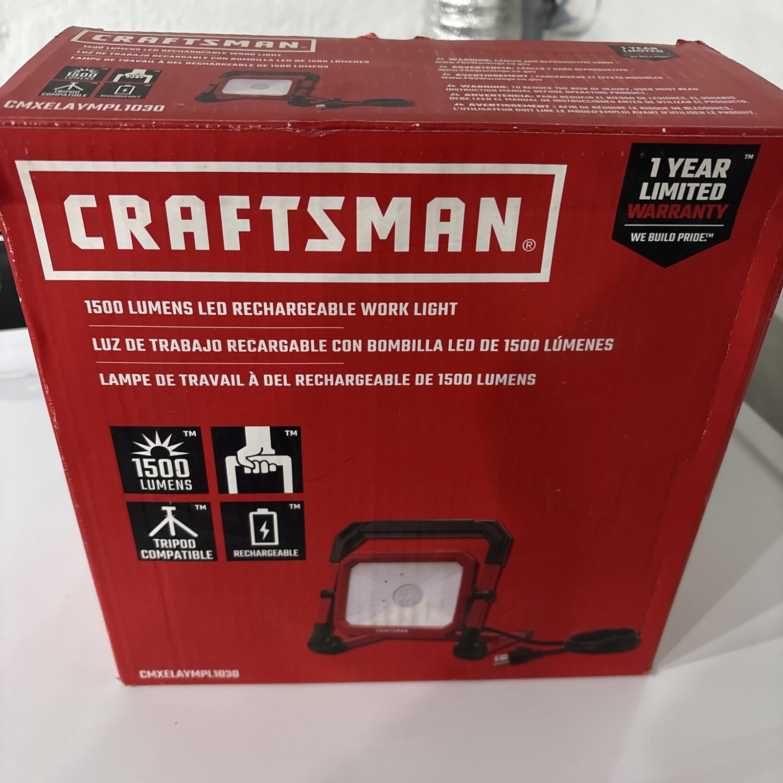Craftsman 1500 Lumens Led Rechargable Work Light NEW (CMXELAYMPL1030)