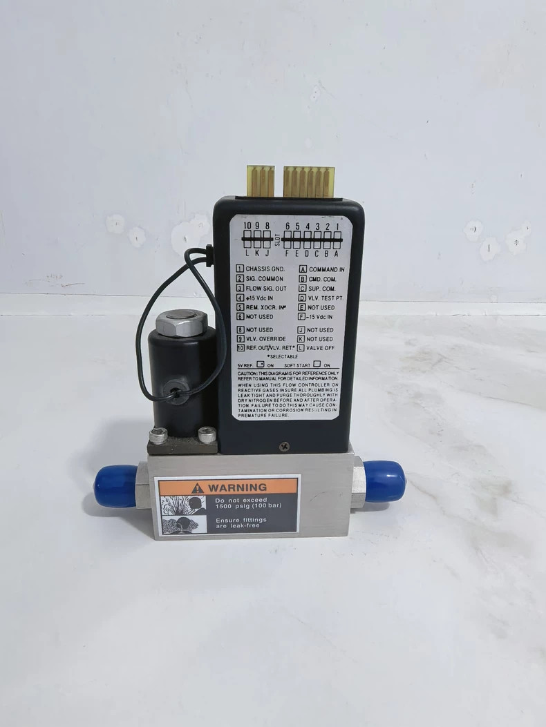 Brooks 5850EC1BM44B2A Flow Sensor Used 1PCS