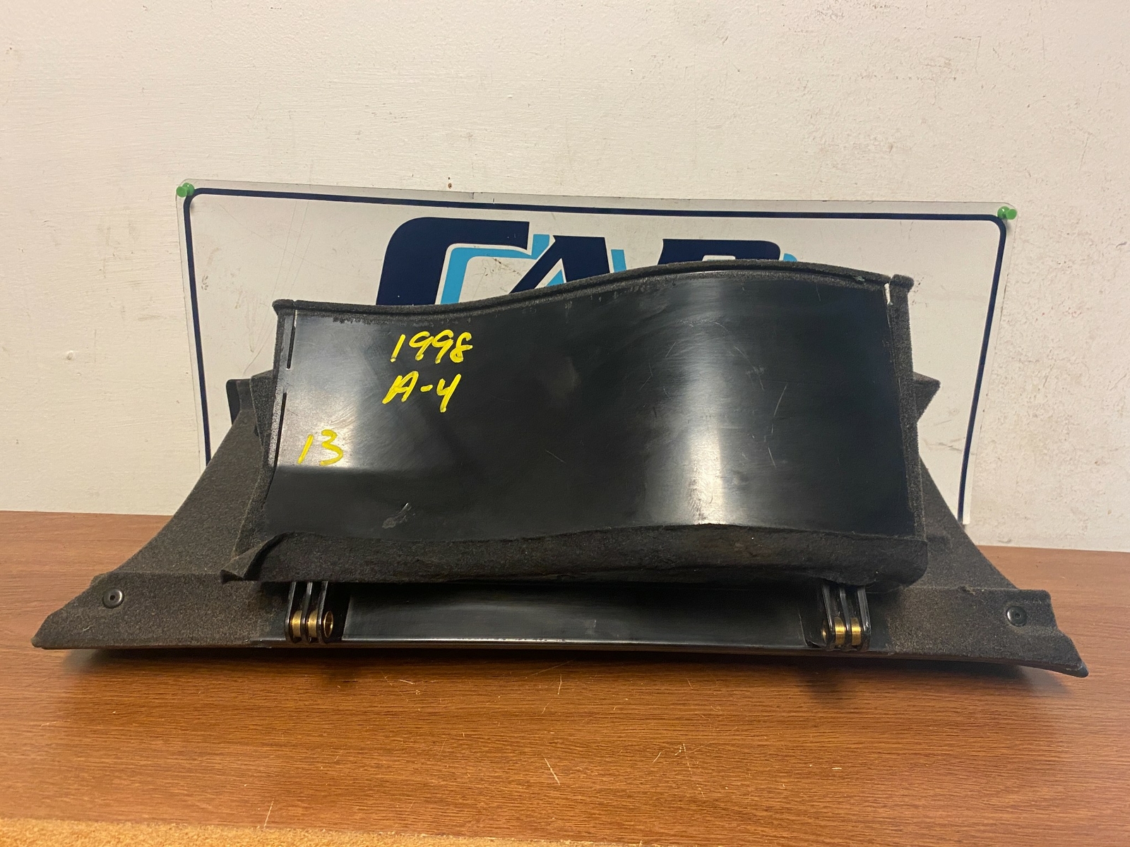 1998 AUDI A4 GLOVE BOX #13