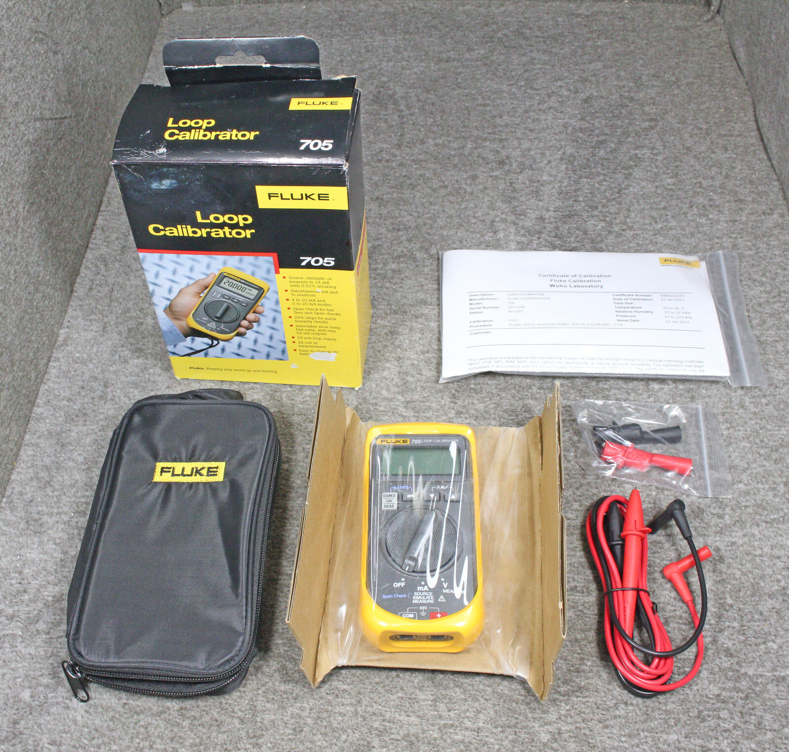 Fluke 705 Precision Loop Calibrator for Accurate Testing & Measurement