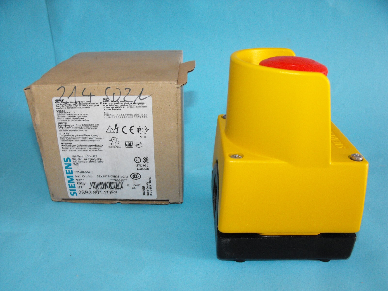 SIEMENS 3SB3801-0DF3.Emergency Stop Button Switch.07866907.NEW