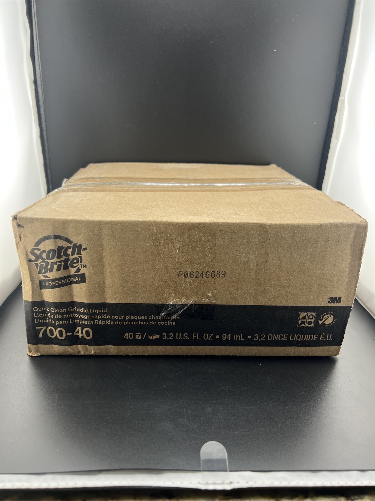 Scotch Brite 700 3M Professional Grade Quick Clean Griddle Liquid 40 Pack