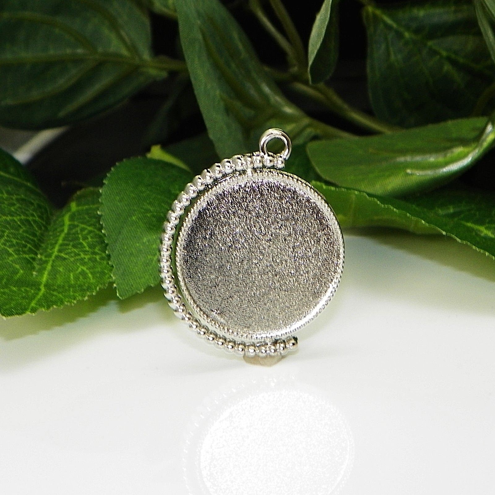 25mm Double Sided Rotating Silver Plated Cabochon (Cab) Drop Setting