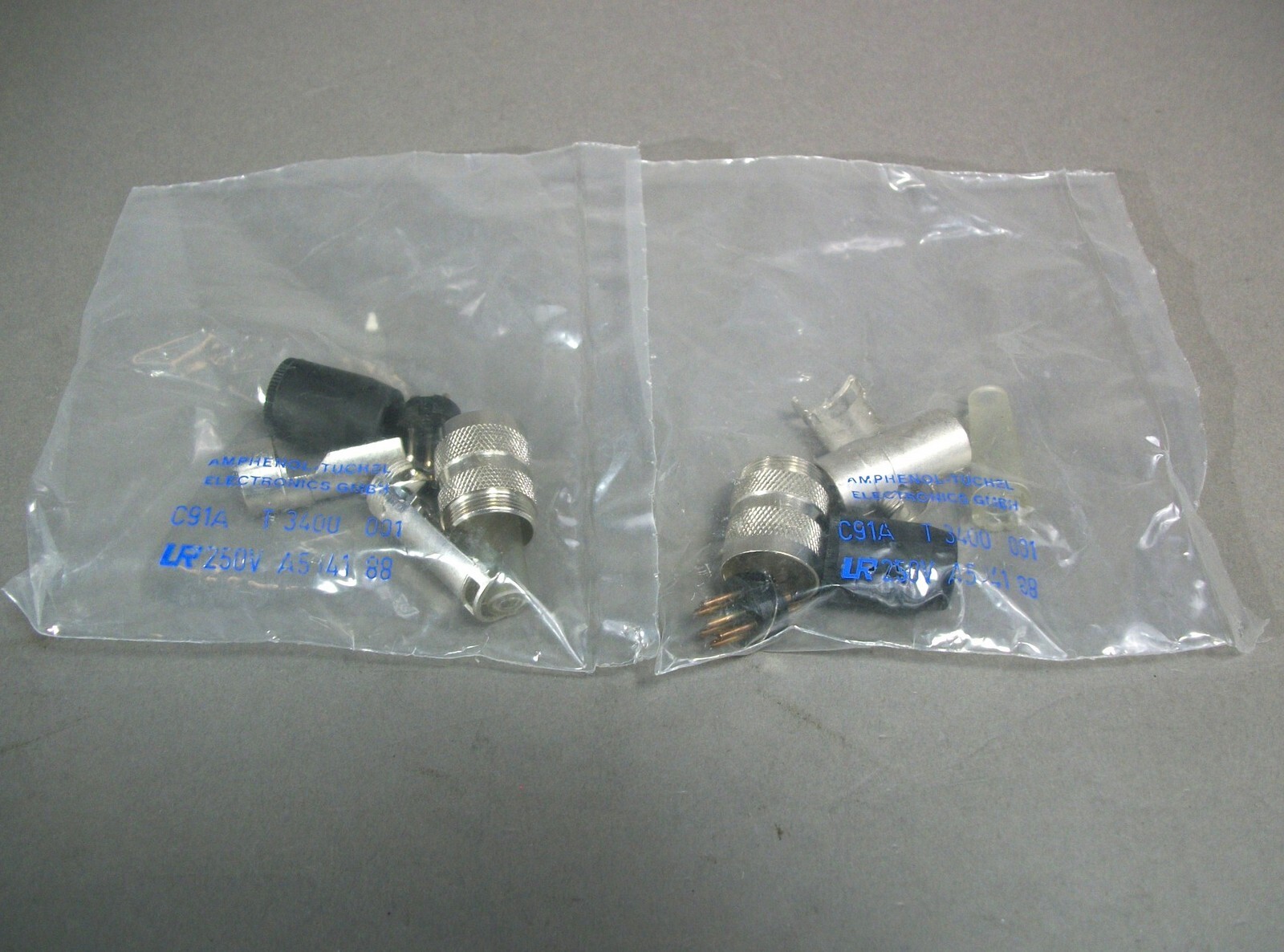 Amphenol-Tuchel C91A Circular Connector T3400 001 Lot of 2 Free Shipping - New