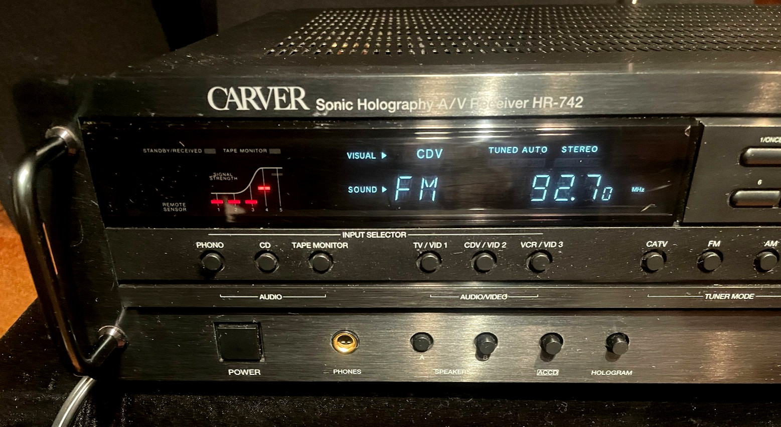 Carver Sonic Holography A/V Receiver HR-742