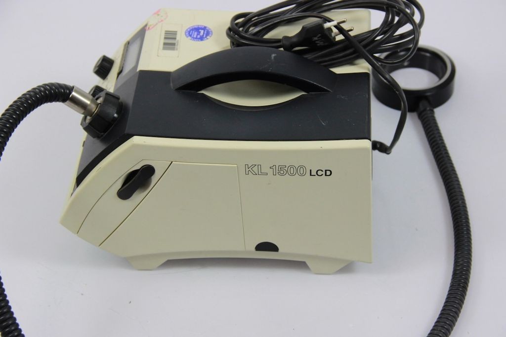 SCHOTT KL 1500 LCD Cold Light Source 150 W With Ring Light Head