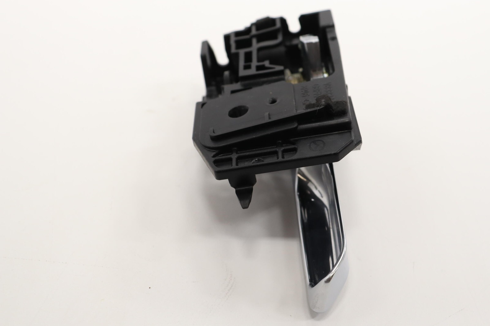 2018 - 2021 MAZDA 6 FRONT LEFT DRIVER SIDE DOOR INTERIOR INSIDE HANDLE OEM
