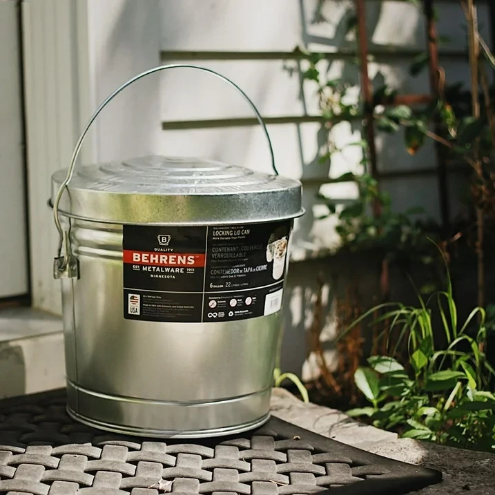 BEHRENS Galvanized Steel Locking Lid Storage Can, 6-Gallon