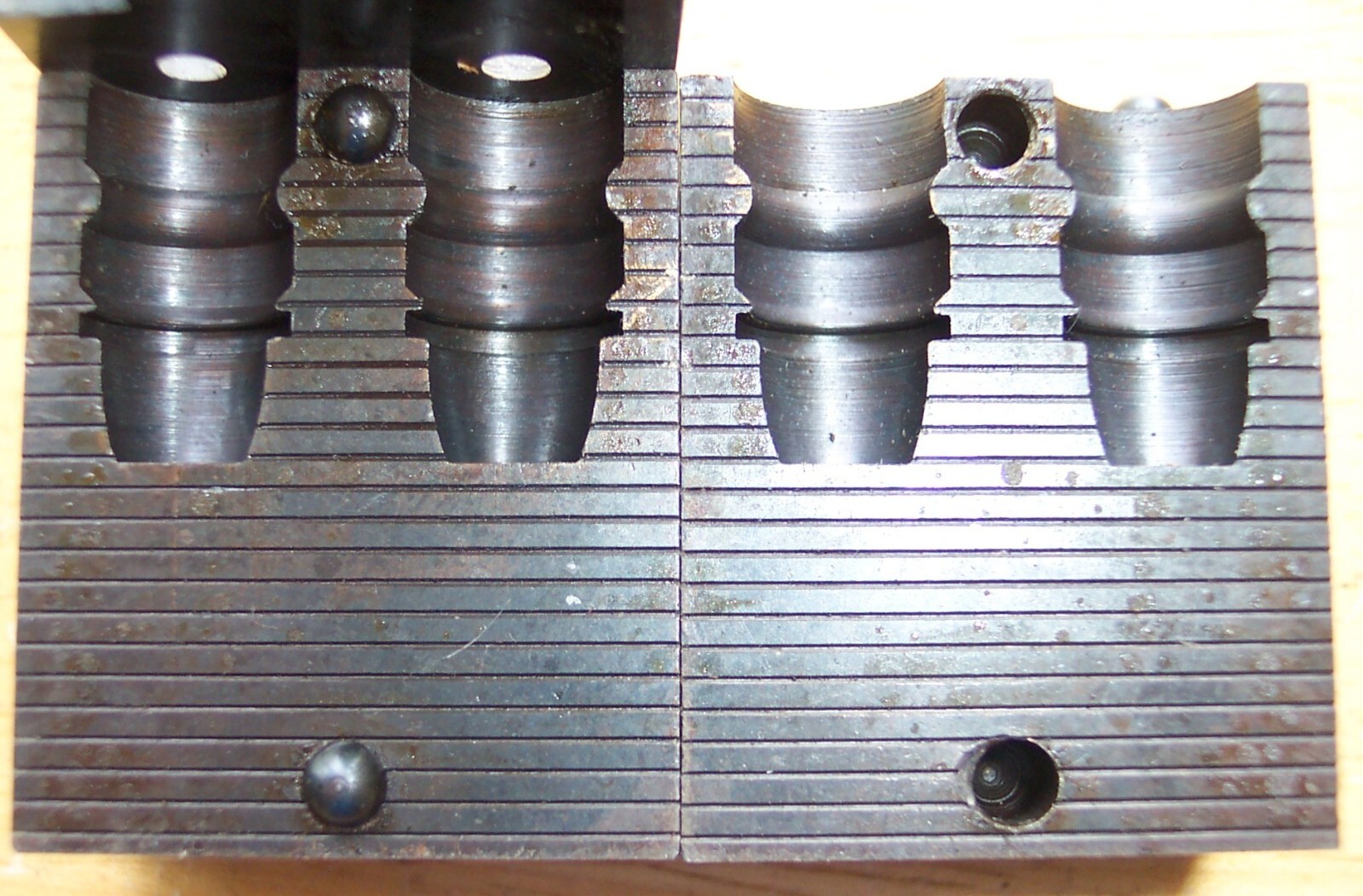 OHAUS 41-210-K 210 GRAIN 41 MAGNUM KEITH STYLE BULLET MOLD