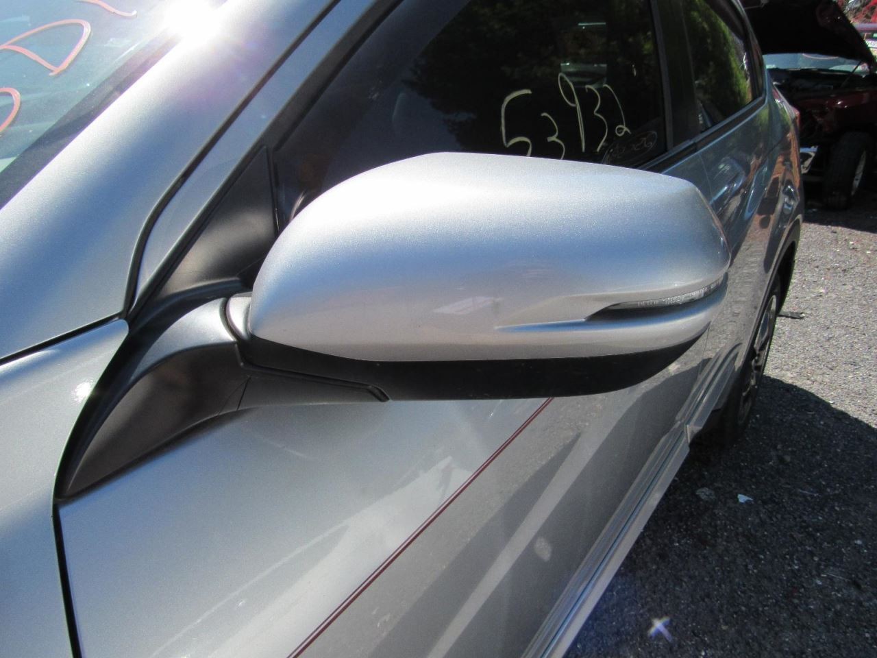 HR-V 2018 Glove Box 1040452