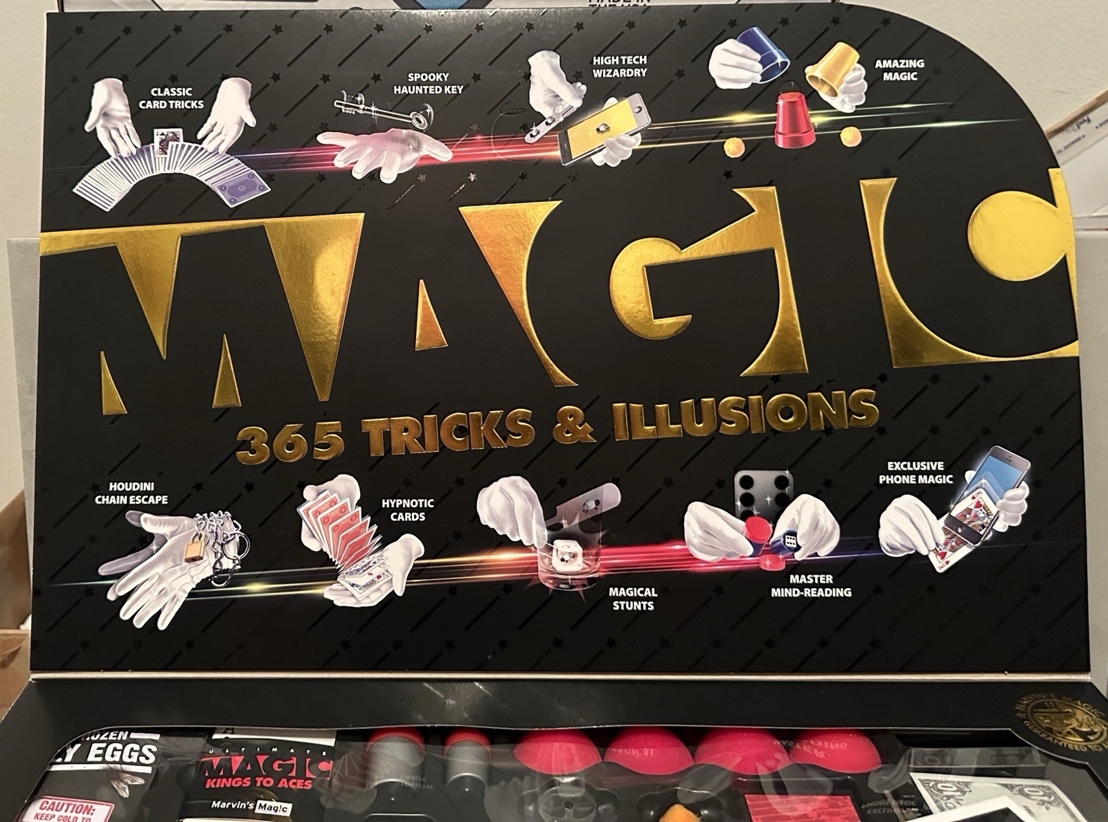 Marvins Ultimate Magic - 365 Tricks & Illusions Magic Set (Marvin's Magic)