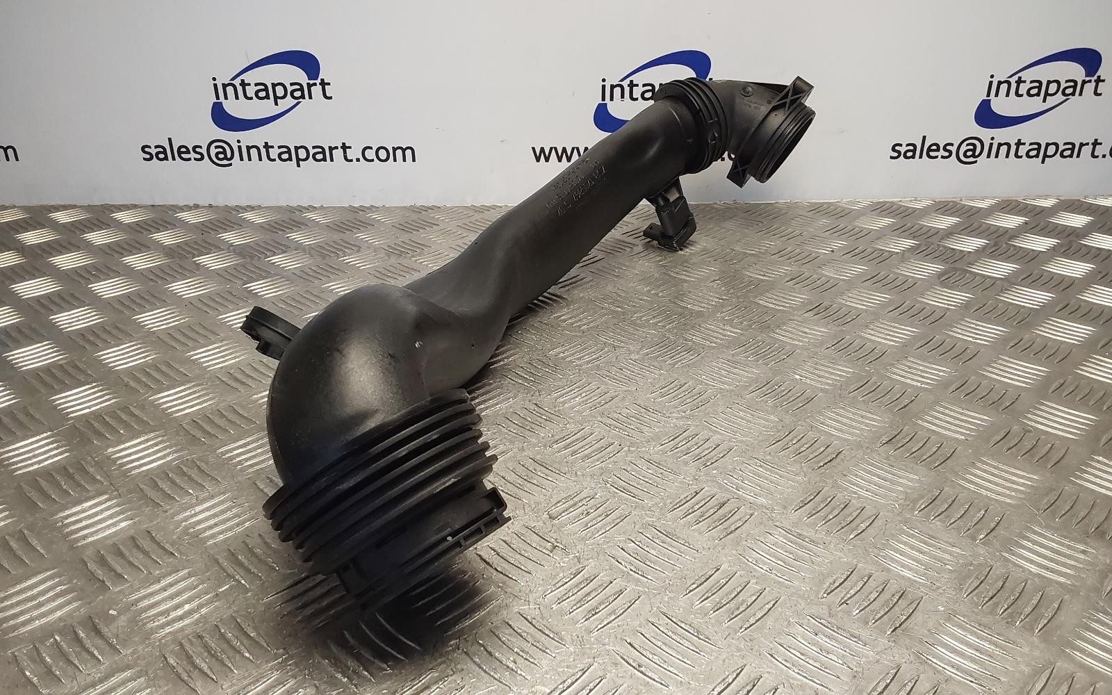 AIR DUCT BMW 6 SERIES GRAN TURISMO (GT) G32 LCI 2020-2023 235576