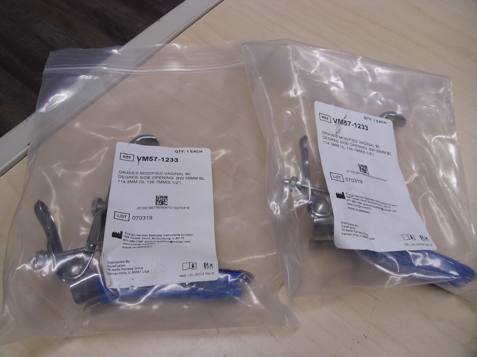 2 each V. Mueller Vm57-1233 Graves Vaginal Speculum 90 degree side open E5