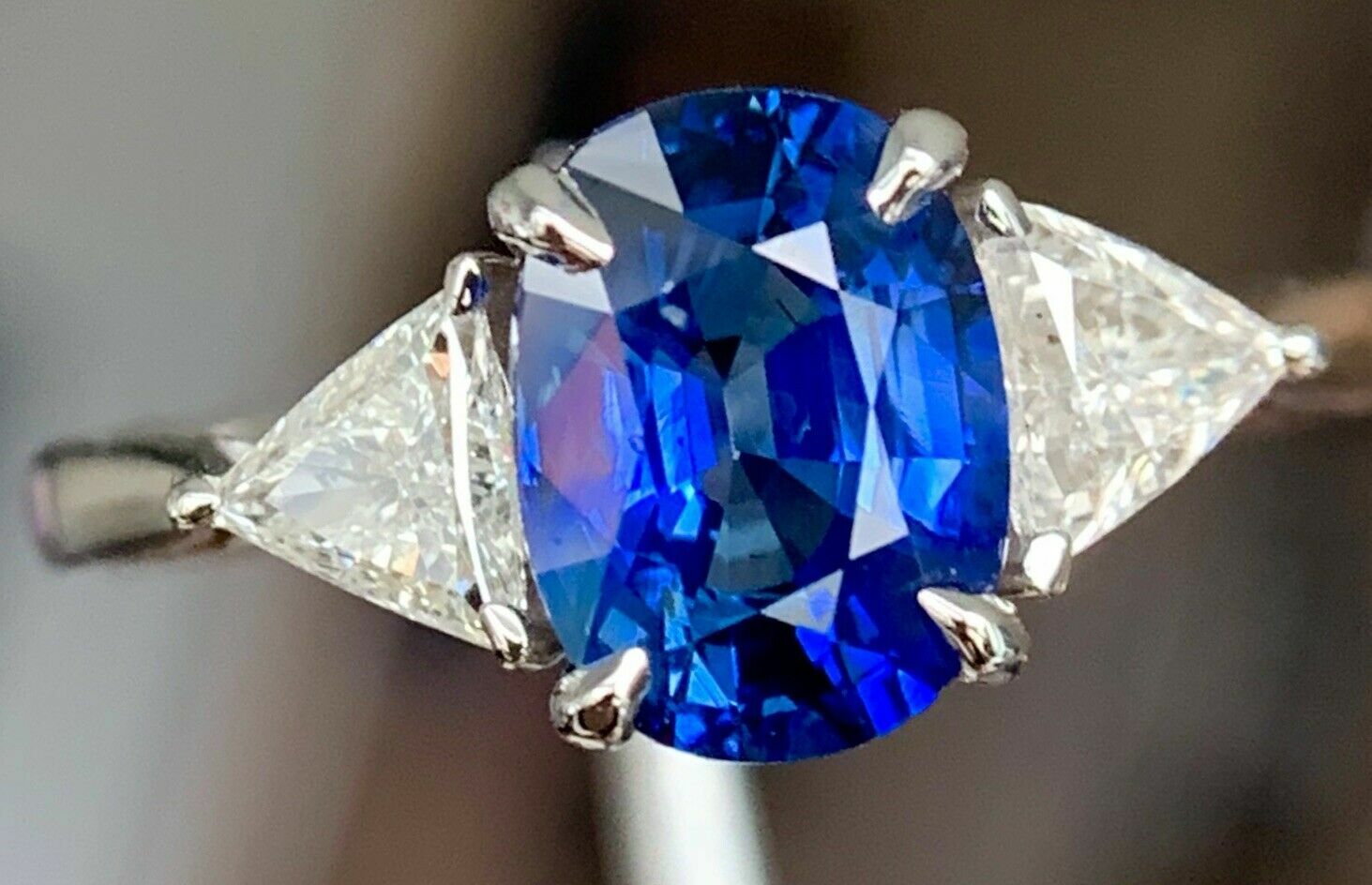 RARE 3.33 CT Royal Blue VVS Ceylon Sapphire & Diamond Engagement Ring 14K