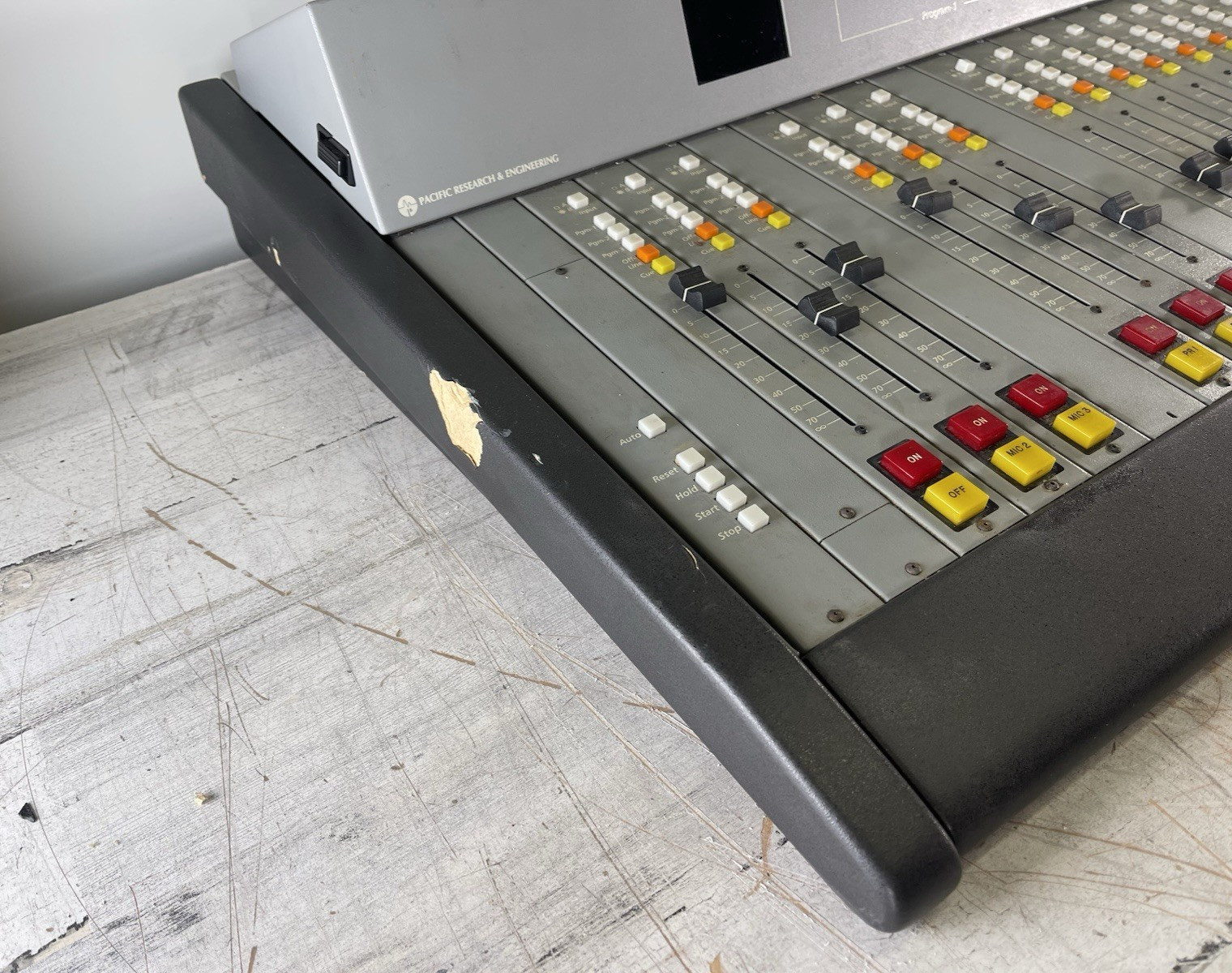 PR&E AIRWAVE DIGITAL PROFESSIONAL BROADCAST AUDIO CONSOLE MIXER - (UNTESTED)