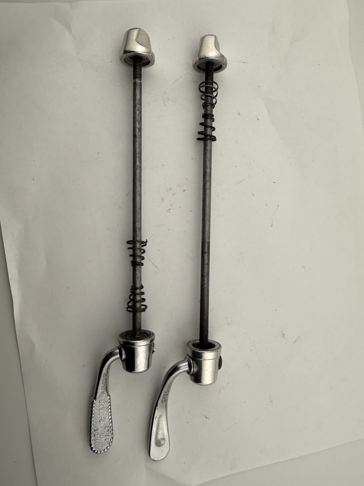 Vintage Campagnolo Quick Release Skewers – Mismatched Pair – Road / Track