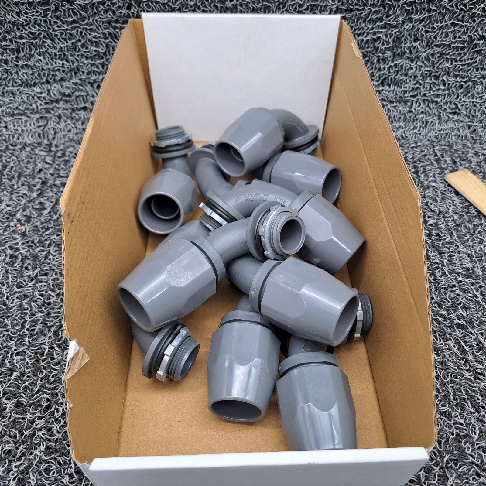 Carlon LT20EN. 3/4"Liquid Tight Elbow PVC Connector . Lot of 10