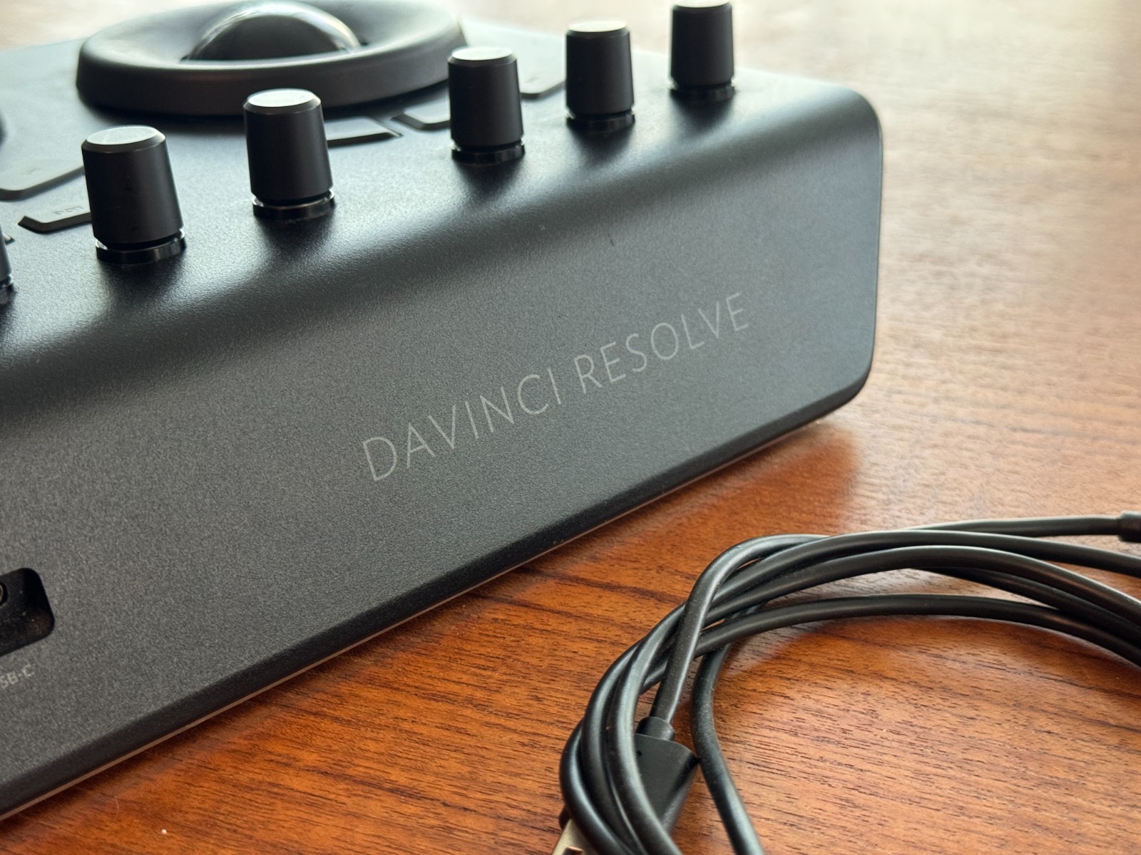 Blackmagic Design DaVinci Resolve Micro Panel w/ USB Cable_Used-Mint Conditions