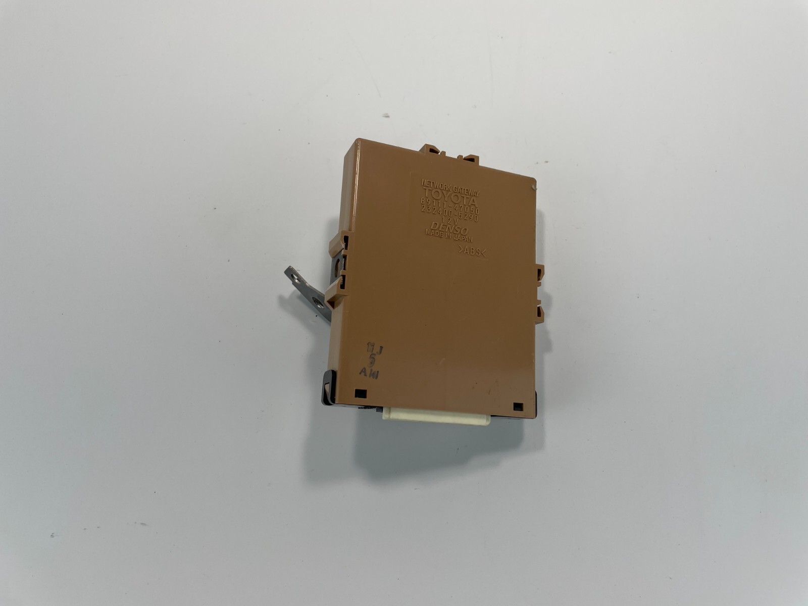 2006-2009 TOYOTA PRIUS MULTIPLEX NETWORK GATEWAY MODULE OEM, 89111-47050