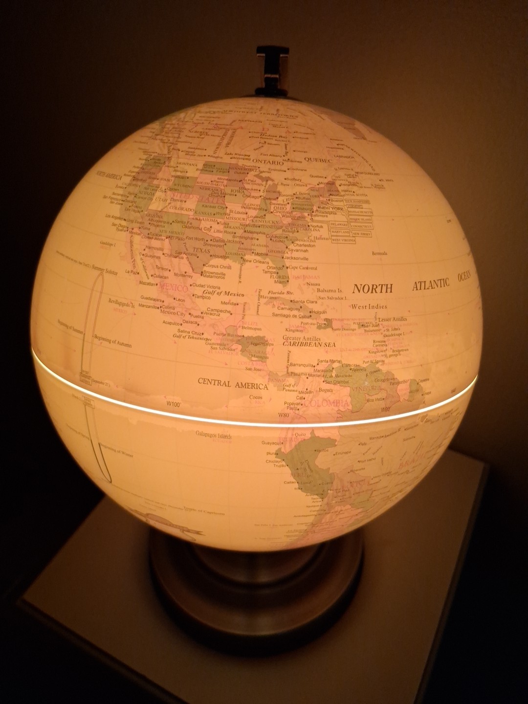 8" Fucashun Illuminated World Globe Lamp  Great Shape **FAST SHIPPING**