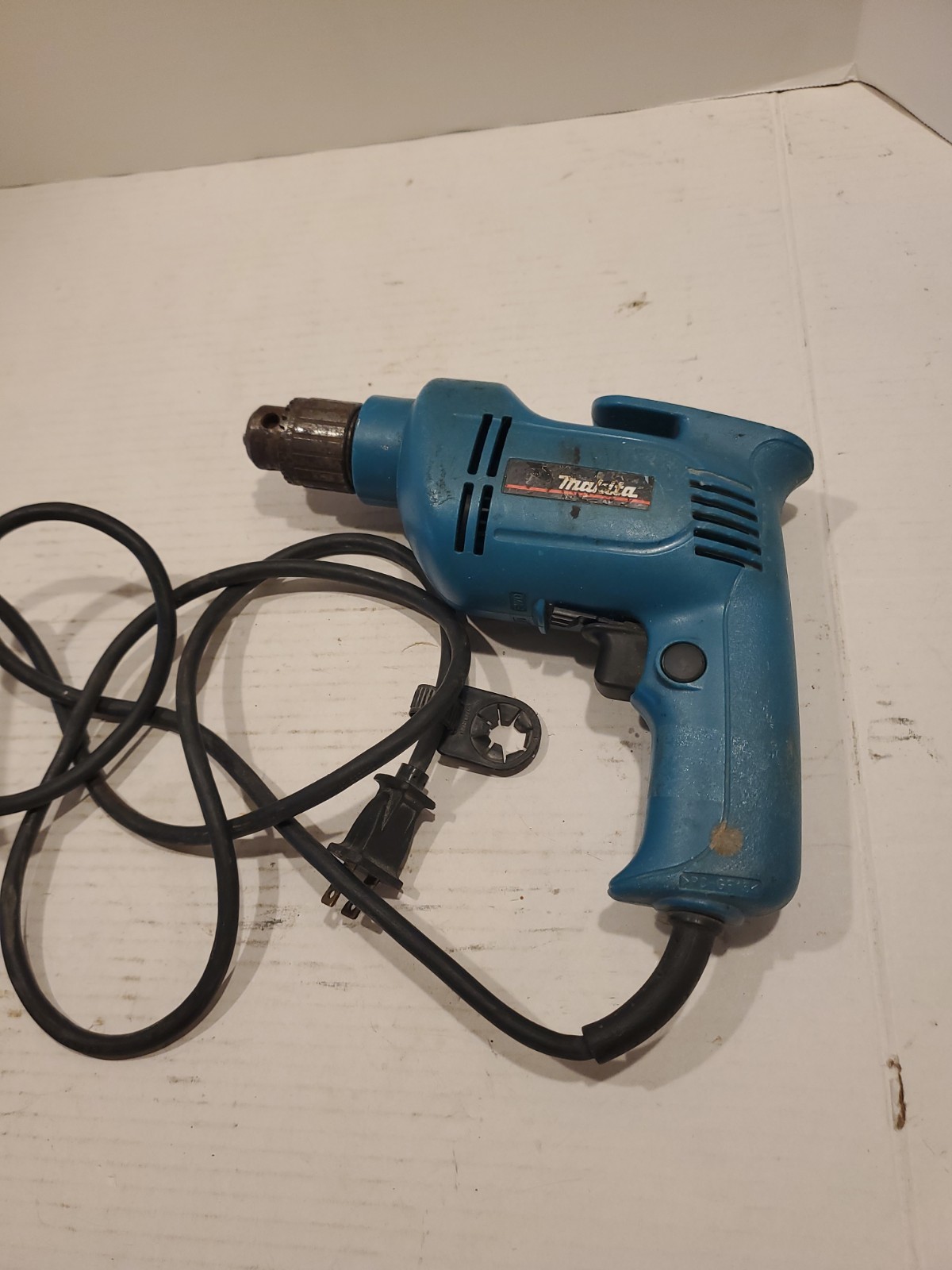 Makita Drill 3/8” Model 6405 Corded Electric - Excellent working condition!