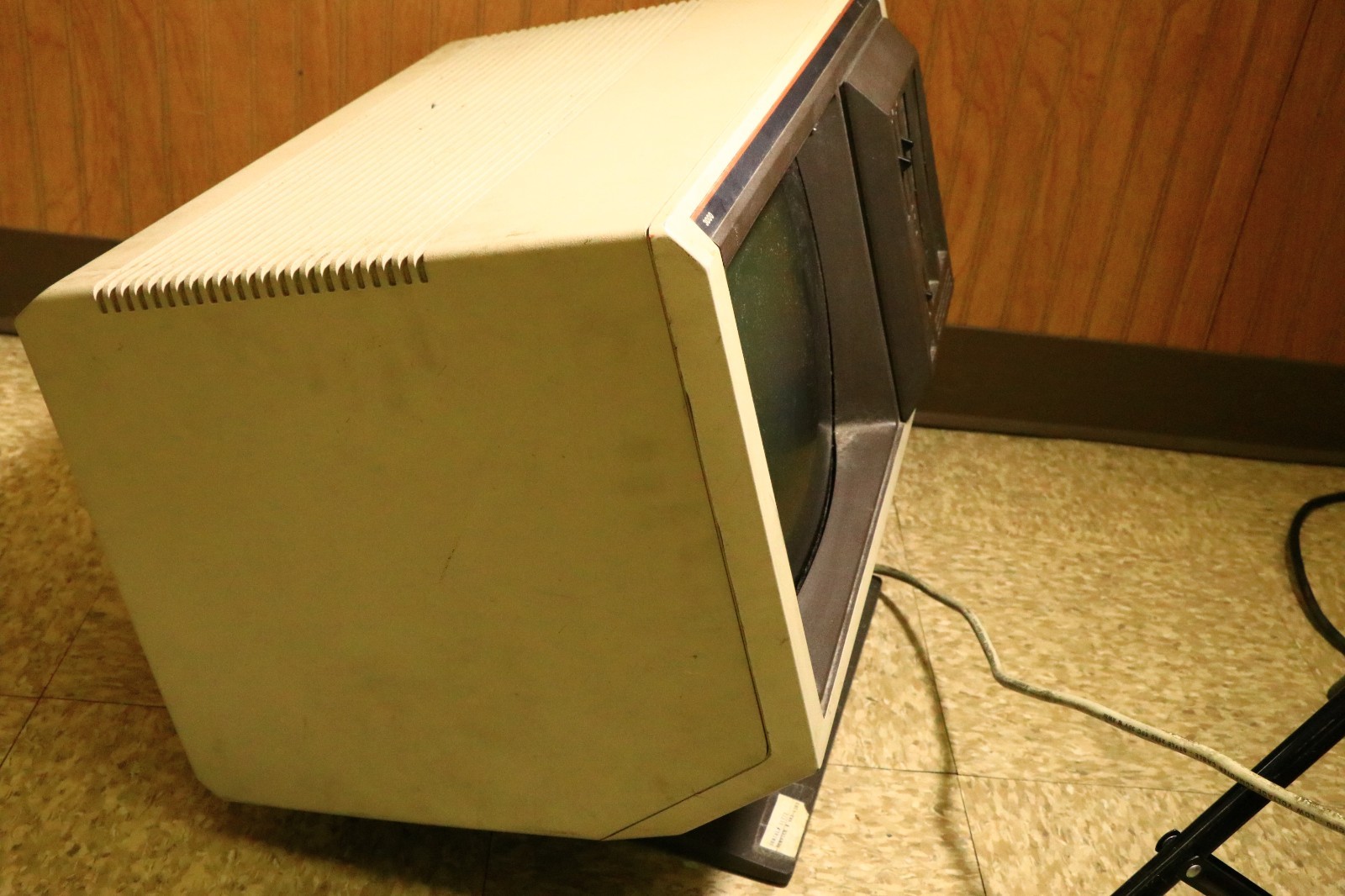 Philips 3000 Computer System Type M3004 VDU Dual Drives as-is Powers On