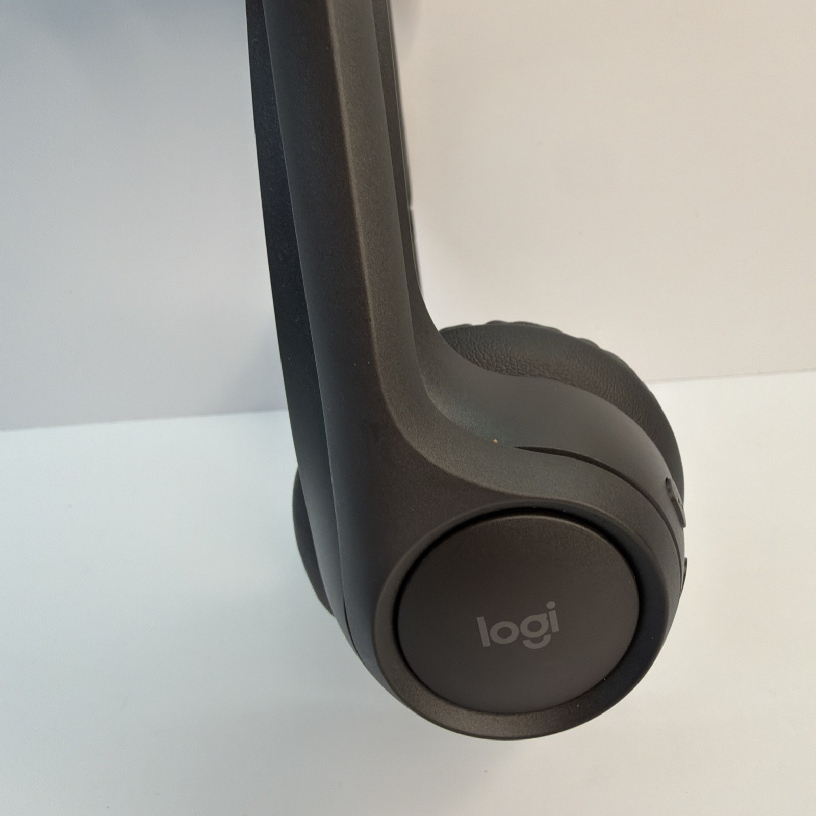 Logitech Zone 301 Bluetooth Headset w/ Noise Canceling Mic B