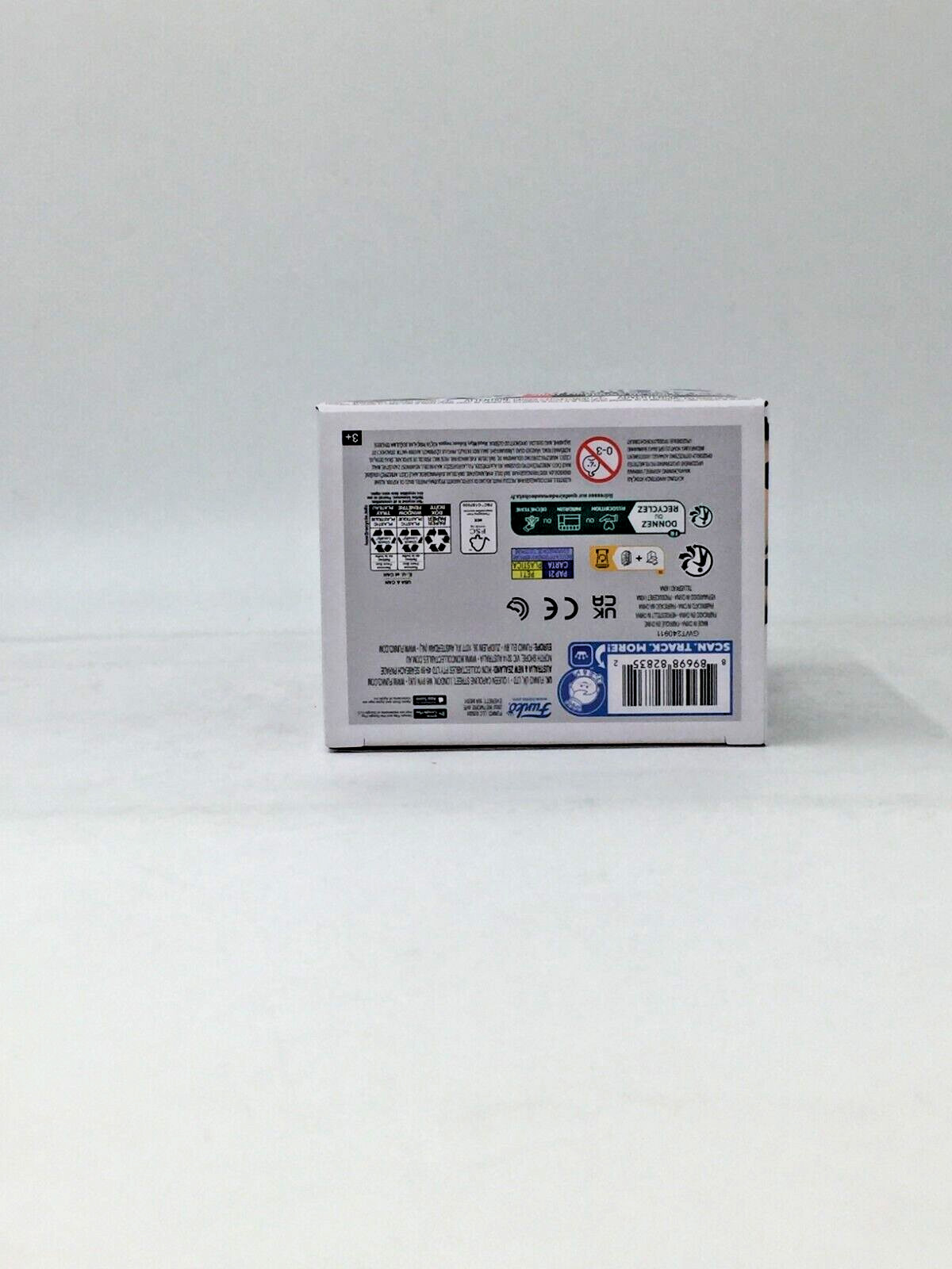 Funko Pop! Bleach Sosuke Aizen #1840 Funko Special Edition With Protector