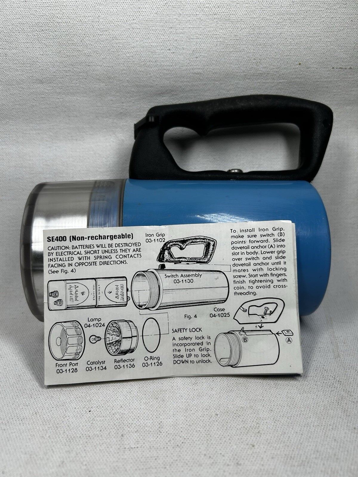 Underwater Kinetics SE200 Waterproof Scuba Dive Light Lantern