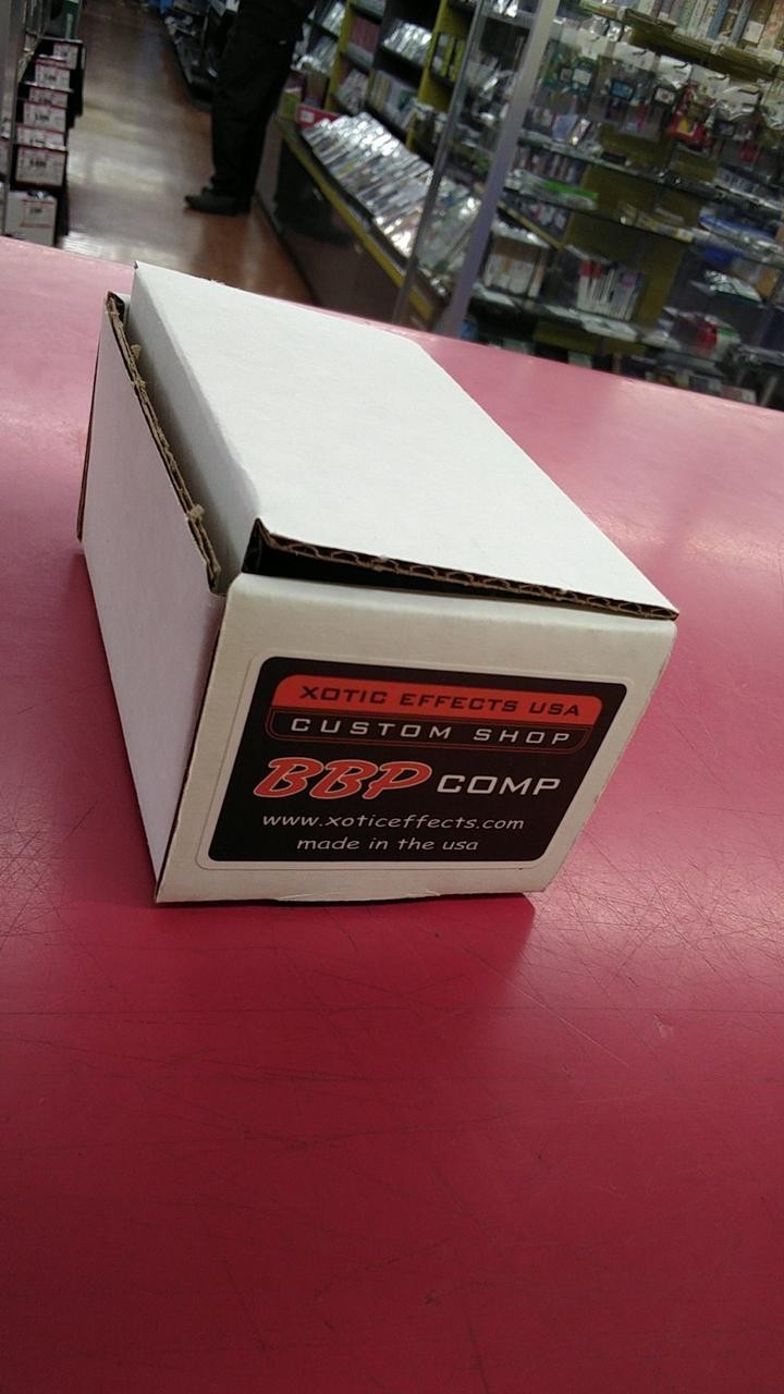 XOTIC Bb-Pre Comp Guitar Compressor with Box and Manual