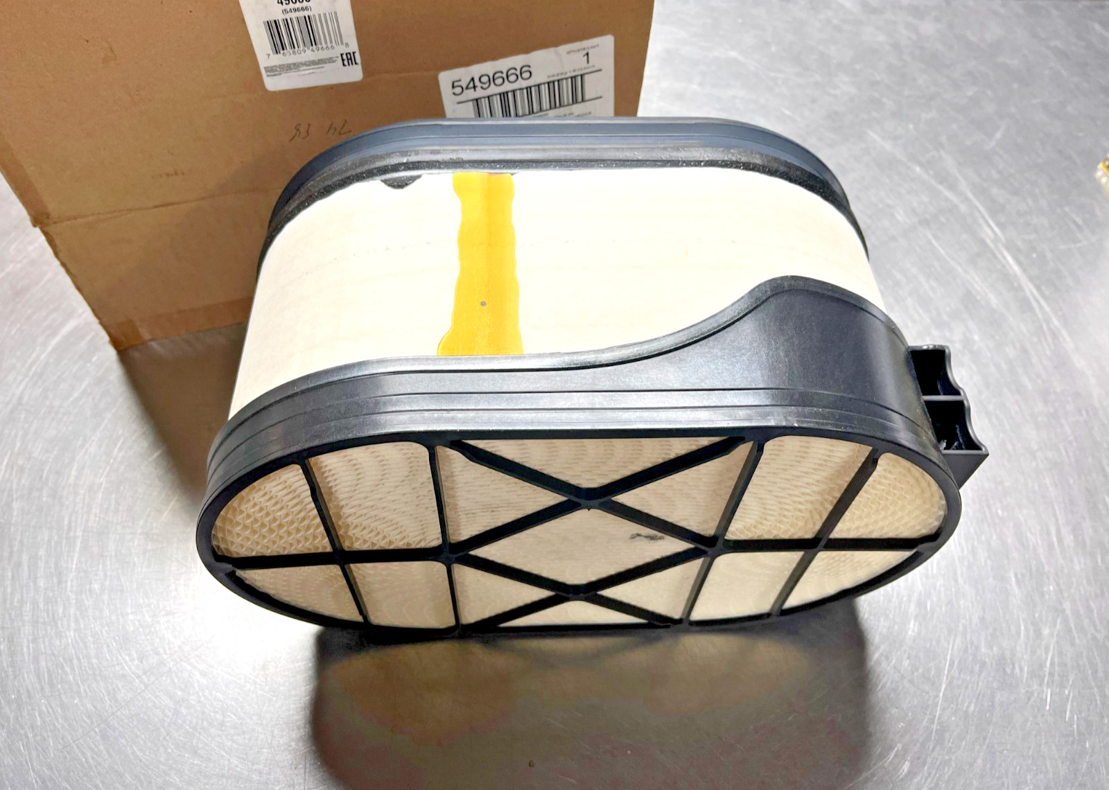 49666 Genuine WIX AIR FILTER 549666