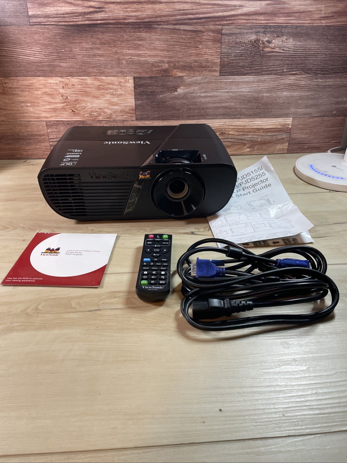 ViewSonic PJD5555w Lightstream 3D Ready DLP Projector New Open Box