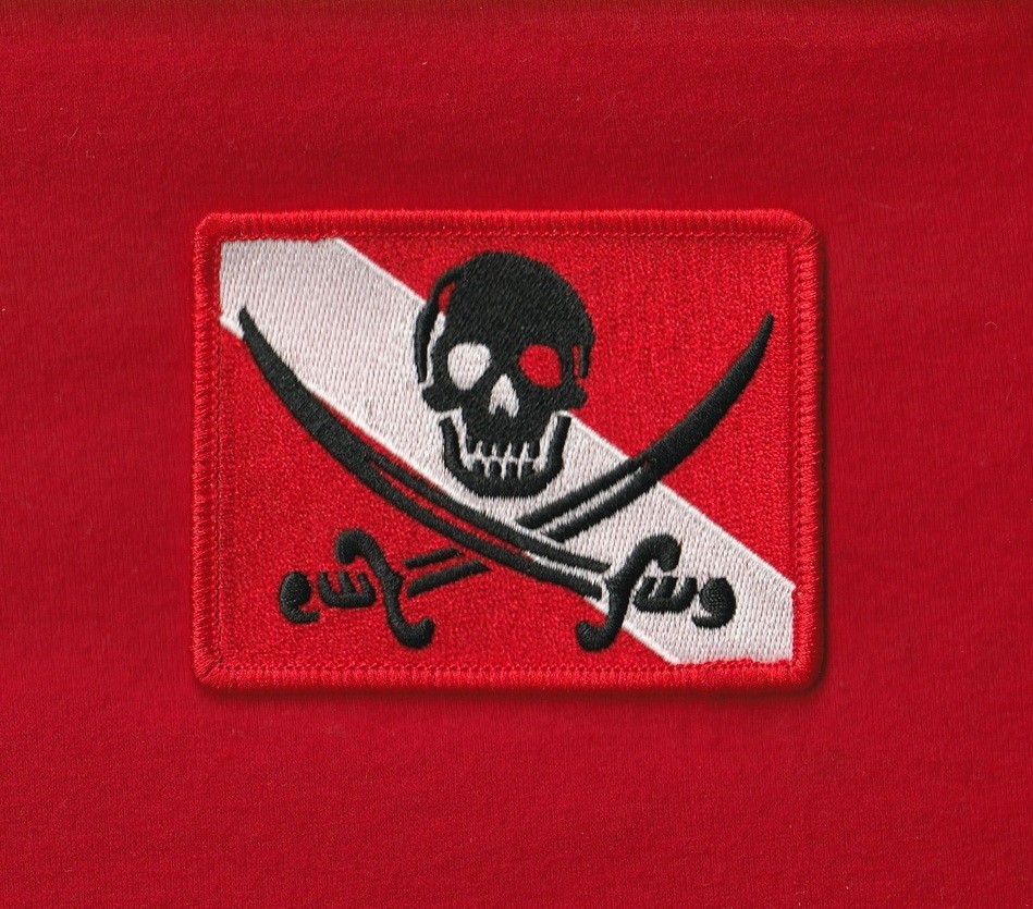 3.5" Iron-on Patch Calico Jack Jolly Roger Pirate Scuba Diver-Down Dive Flag USA