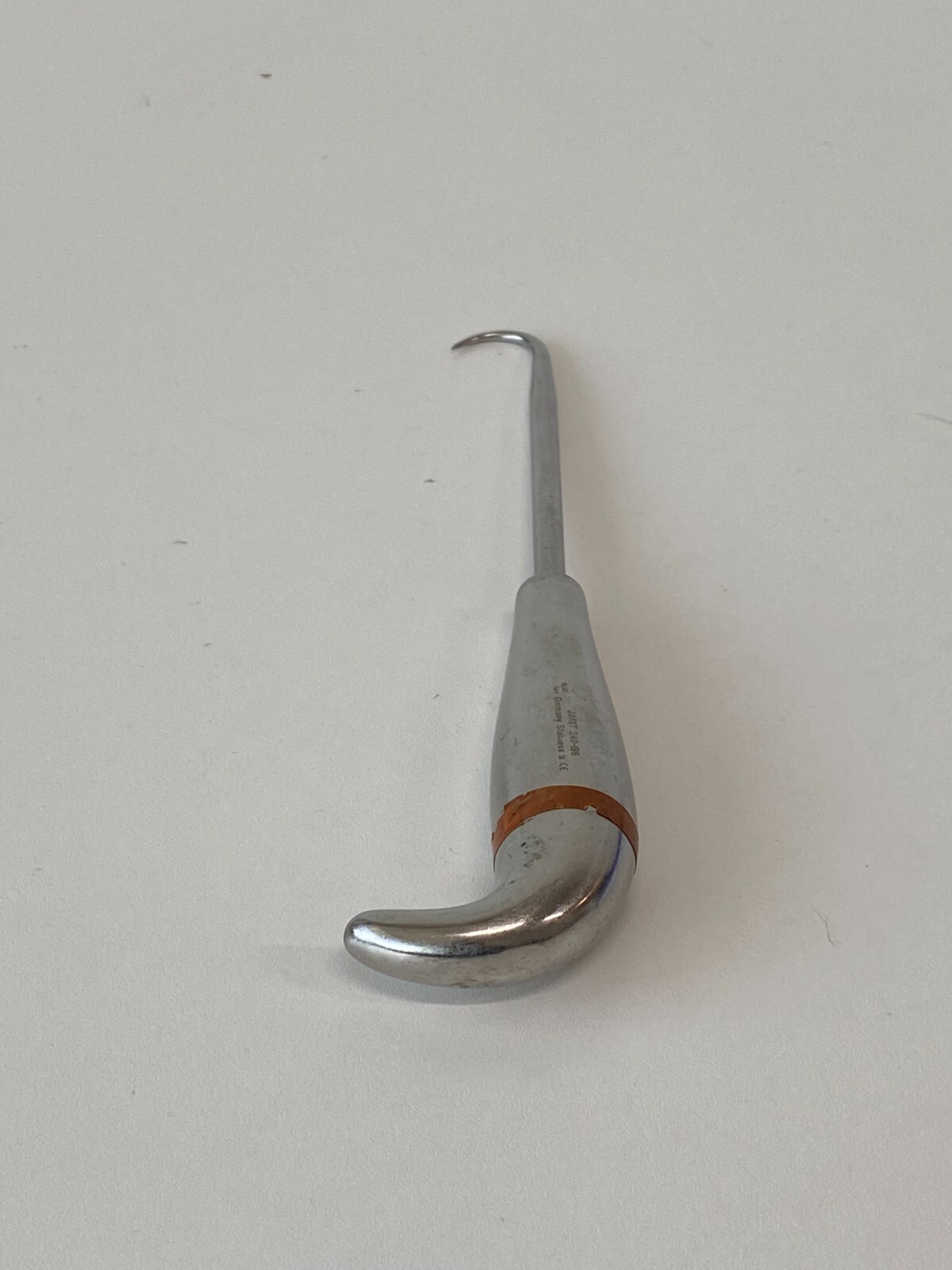 L24: Jarit 240-196 Bone Hook