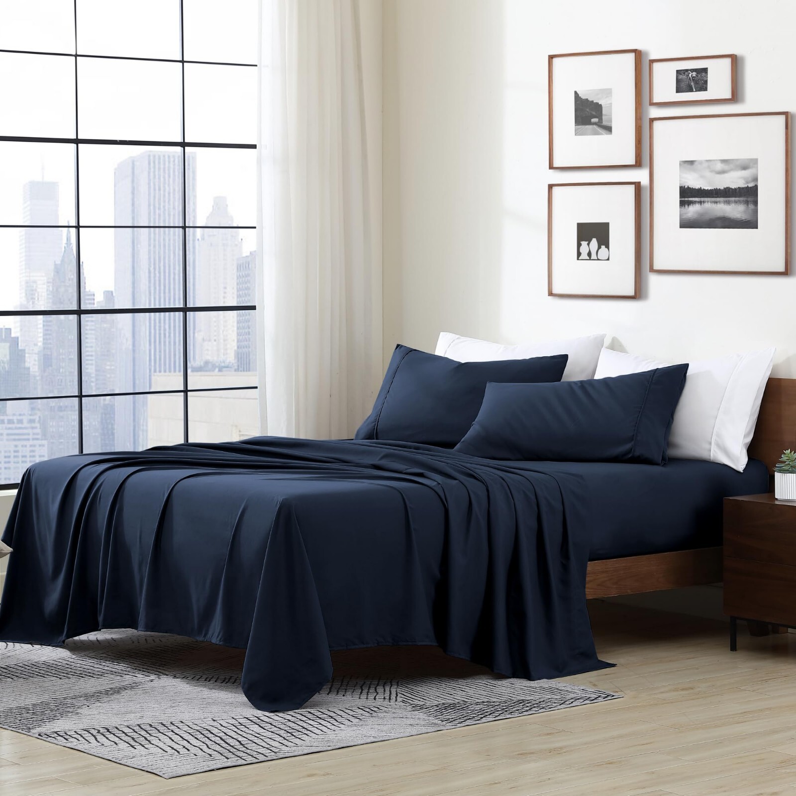 1800 Series Bed Sheet Set Hypoallergenic Wrinkle Resistant  Double Full Navy NEW