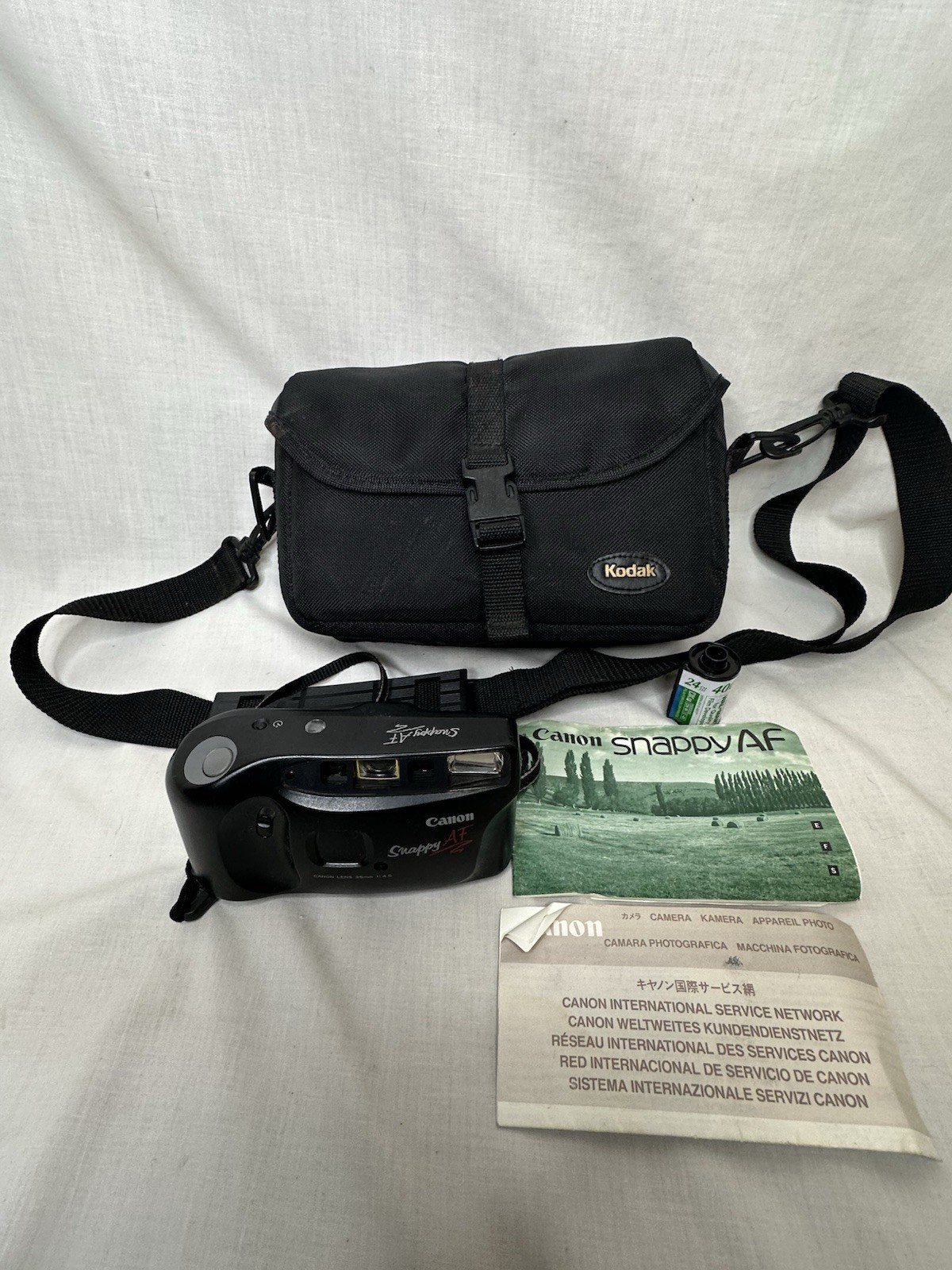 Canon Snappy AF 35mm 1:4.5 Point & Shoot Film Camera untested CASE EXTRAS INCLUD