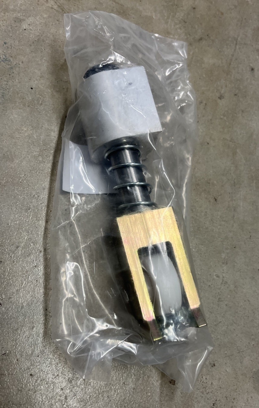 Stanley Dura Glide DC517350 Bottom Guide Assembly FBO NEW 5152651
