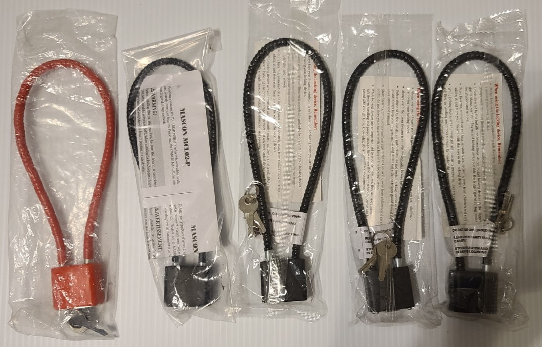 Five Gun locks with keys
