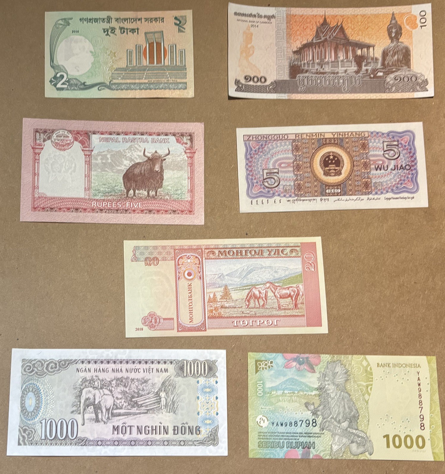 7 Uncirculated Banknotes From 7 Different Asian Countries
