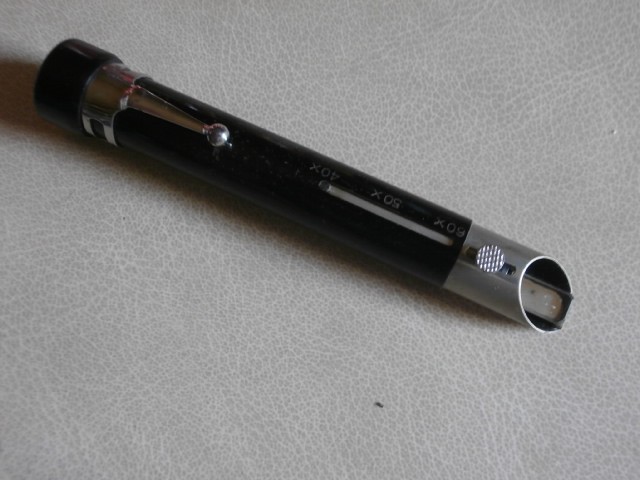 Broadhurst Clarkson Pocket Microscope/Magnifier. 40 to 60 Mag in Case