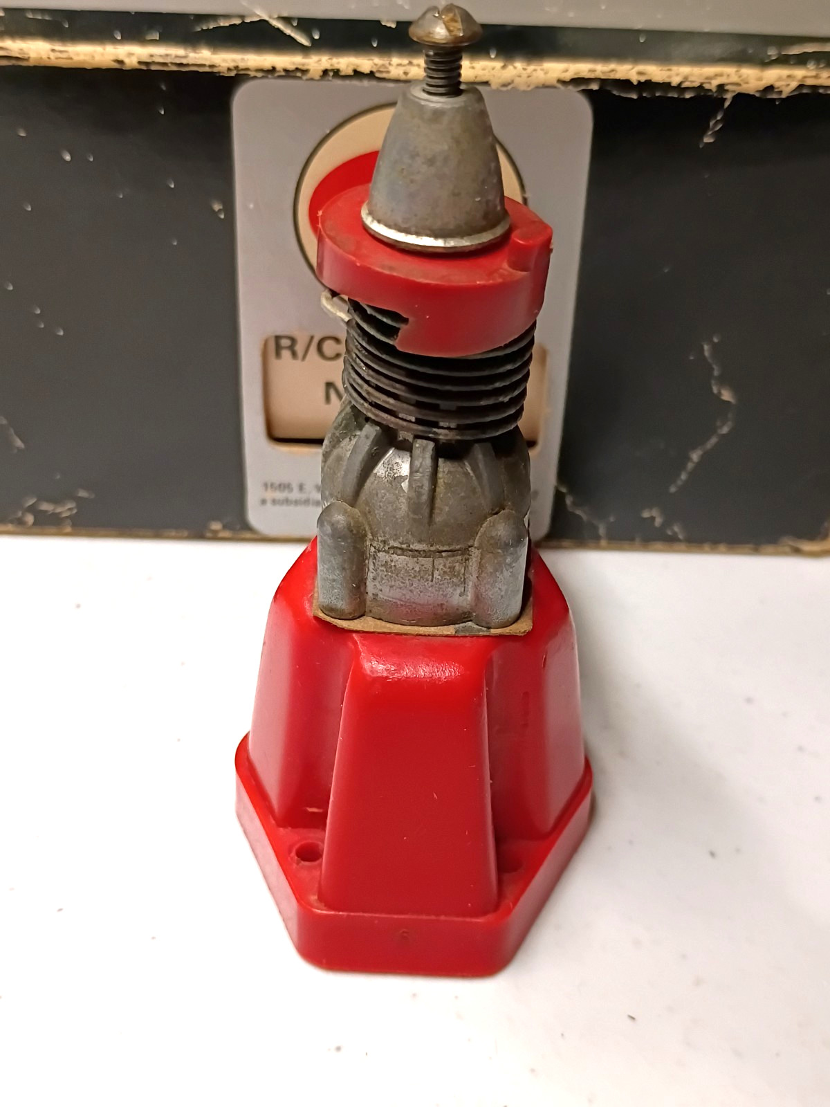 Vtg COX R/C BEE .049 Model Airplane Engine w/Muffler Tools Box Good Compression!