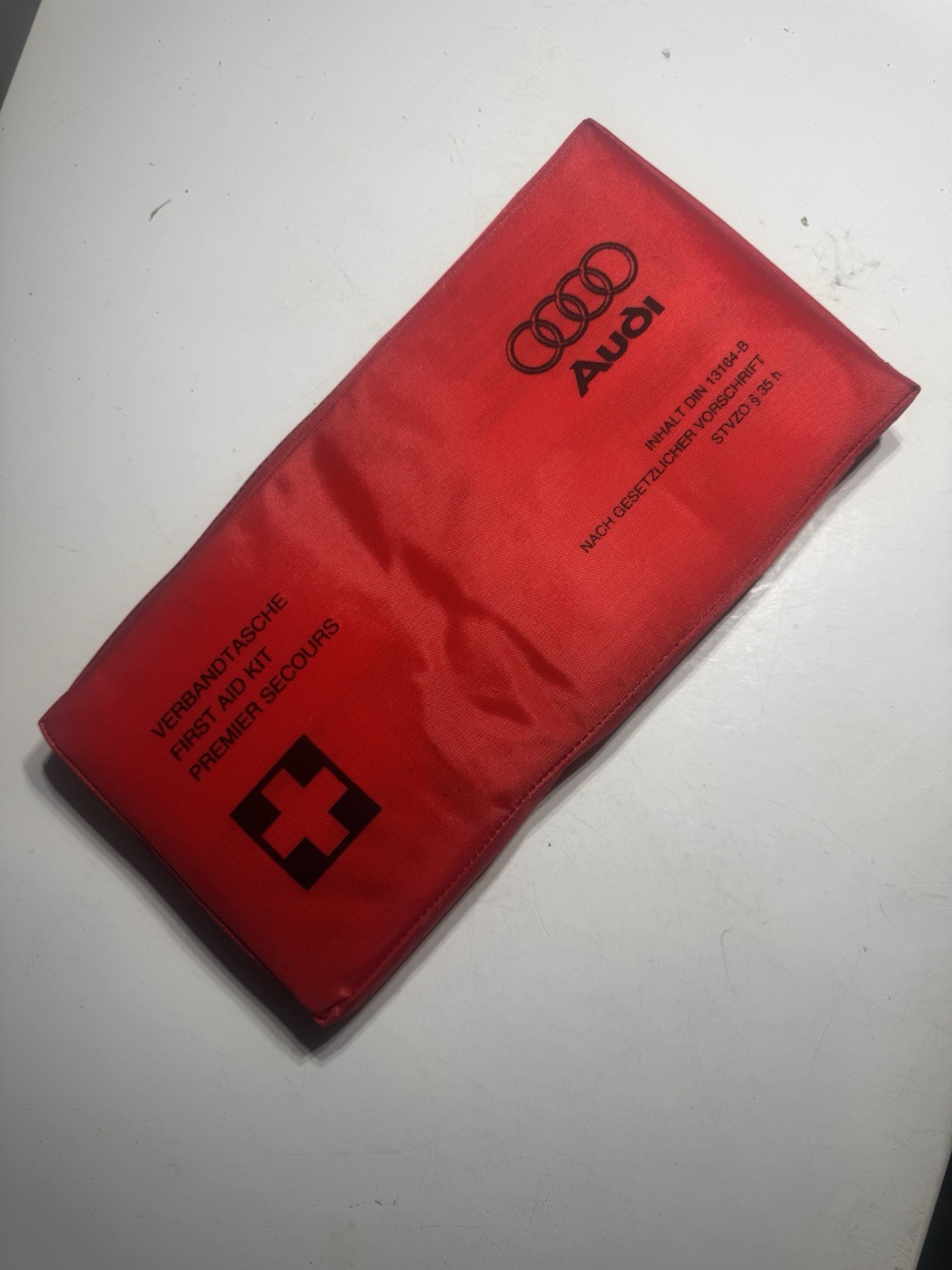 Audi B5 A4 S4 00-02 First Aid Kit Oem Brand New Never Opened!