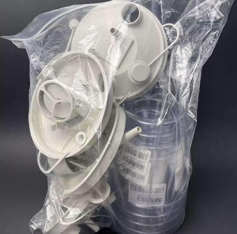 Lot of 4 Disposable Suction Canister 800 cc Universal ports and size 610-48BP