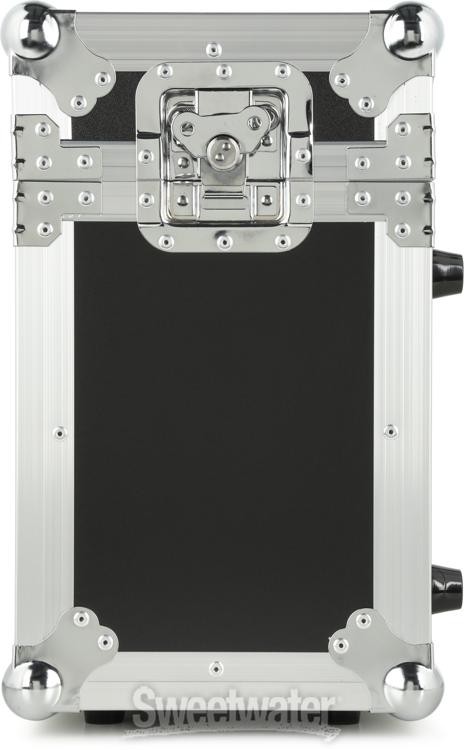 ADJ Entourage Faze Machine with Built-in Flight Case