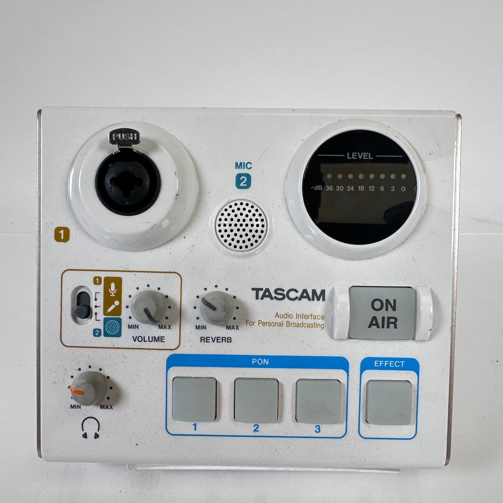 TASCAM Ministudio US-32 Personal Podcasting Broadcast Audio Interface; AS-IS