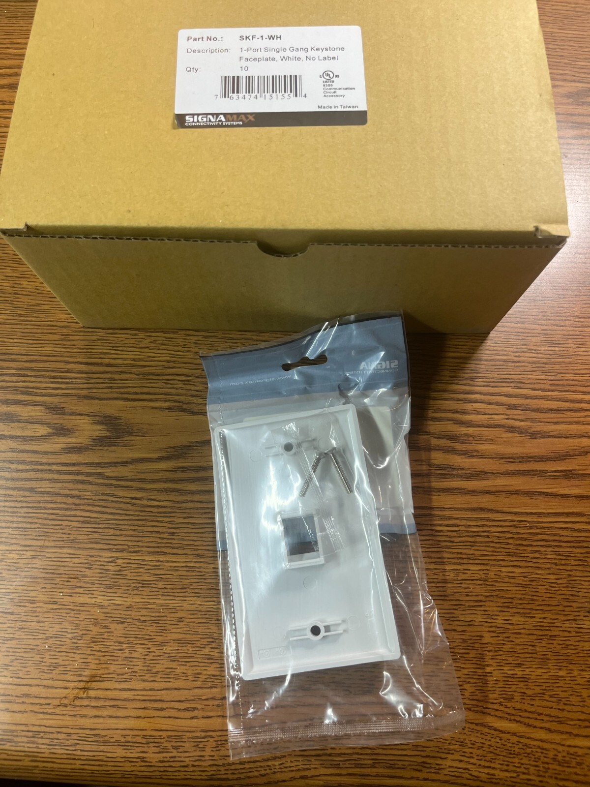 Signamax SKF-1-WH White Single Port Data Wallplate,10 Piece Box,