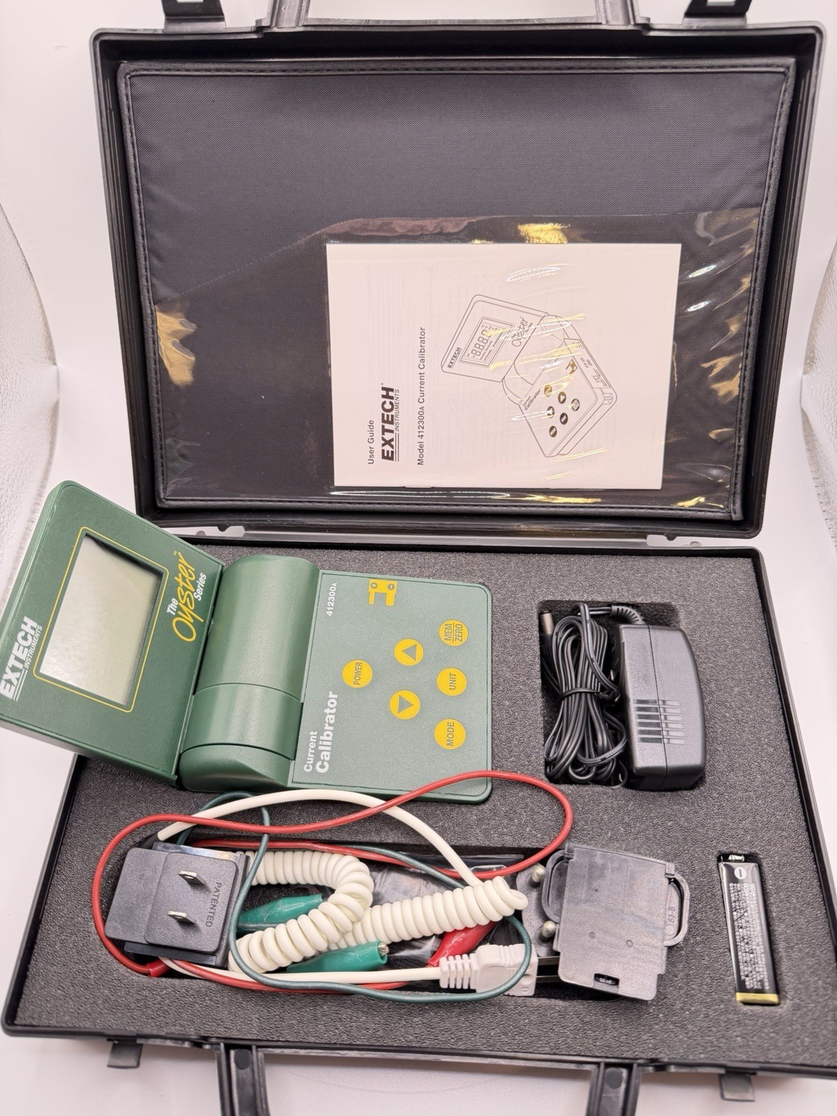 The Oyster current calibrator model 412300