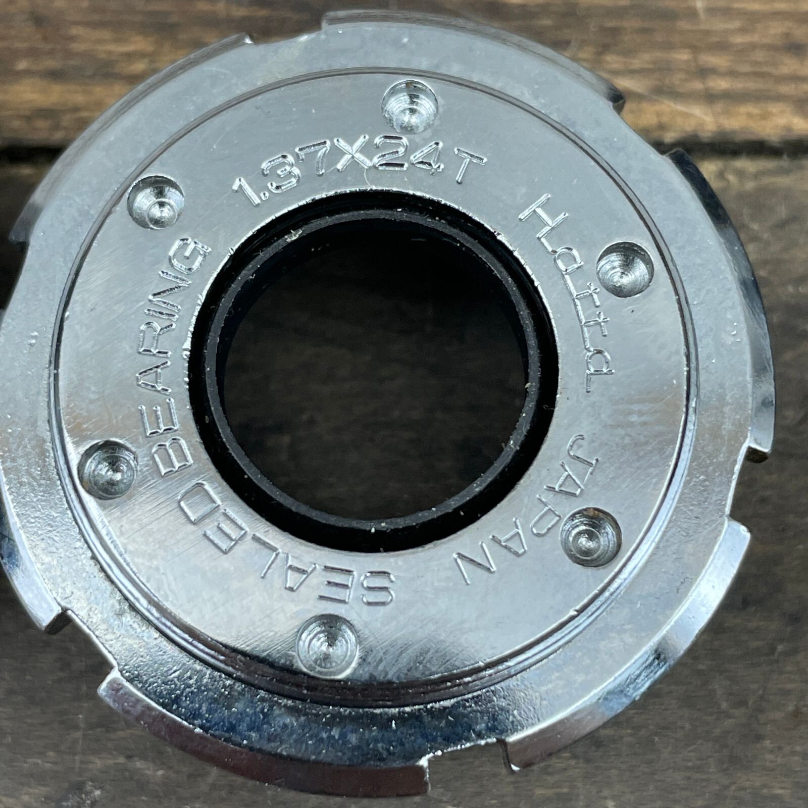 Vintage Hatta Japan Bottom Bracket Sealed English Thread Zero Offset 123 68