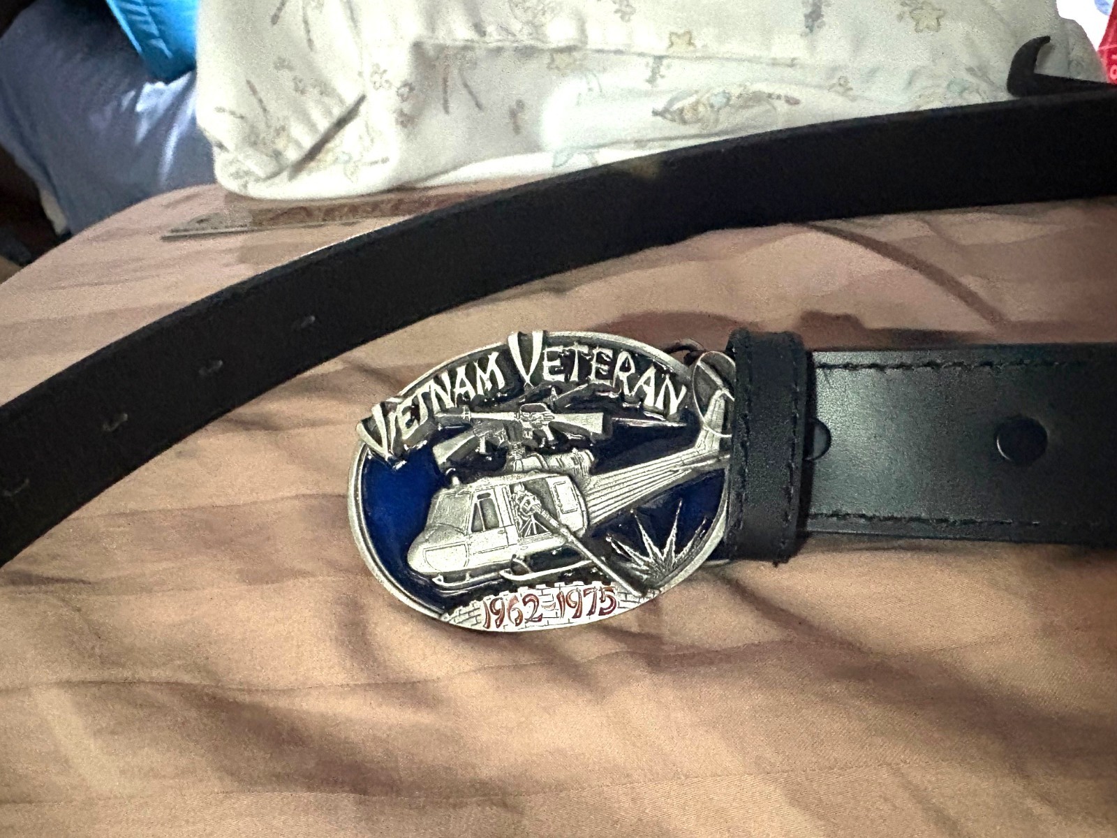 Vietnam Veteran Belt Buckle and Leather Belt, C+J Inc.©1986 #1133 Made in USA 38