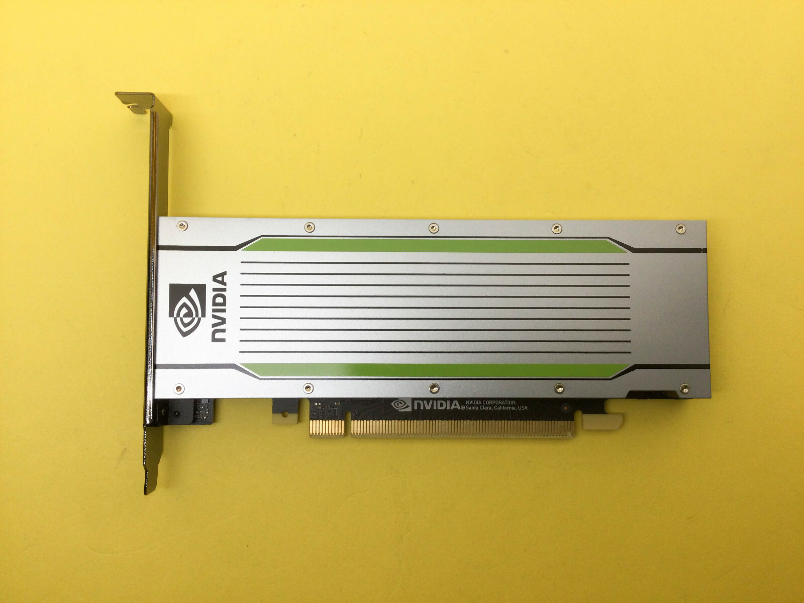 NVIDIA Tesla T4 16GB GDDR6 PCIE 3.0 x16 GPU Graphics Accelerator Card